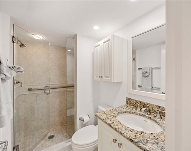 4651 Gulf Shore Boulevard N - Photo Thumbnail 27