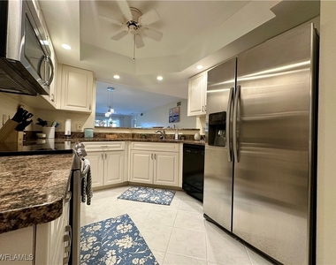 360 Horse Creek Drive - Photo Thumbnail 2