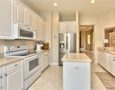 9657 Cypress Hammock Circle - Photo Thumbnail 11