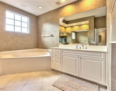 9657 Cypress Hammock Circle - Photo Thumbnail 24