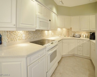 4001 Gulf Shore Boulevard N - Photo Thumbnail 5