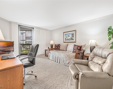 4551 Gulf Shore Boulevard N - Photo Thumbnail 25
