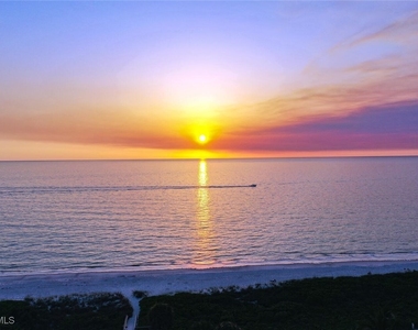 4551 Gulf Shore Boulevard N - Photo Thumbnail 2