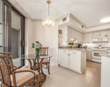 4551 Gulf Shore Boulevard N - Photo Thumbnail 15