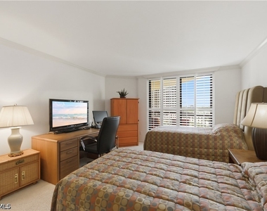 4551 Gulf Shore Boulevard N - Photo Thumbnail 48