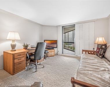 4551 Gulf Shore Boulevard N - Photo Thumbnail 26
