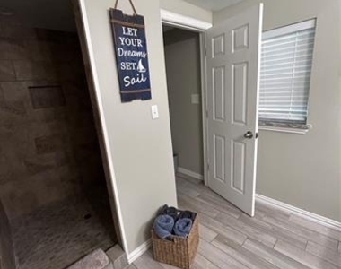 506 N Charles Street - Photo Thumbnail 11