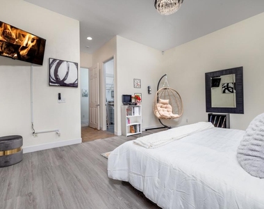 49527 Wayne Street - Photo Thumbnail 28