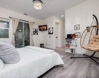 49527 Wayne Street - Photo Thumbnail 29