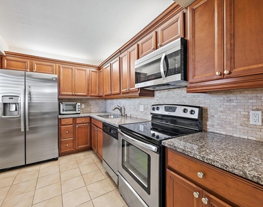 400 Ocean Trail Way - Photo Thumbnail 9