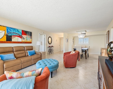 400 Ocean Trail Way - Photo Thumbnail 7