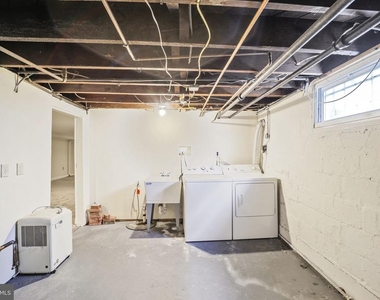 114 Sheridan Street Nw - Photo Thumbnail 15
