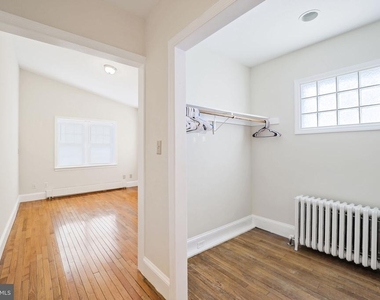 114 Sheridan Street Nw - Photo Thumbnail 10