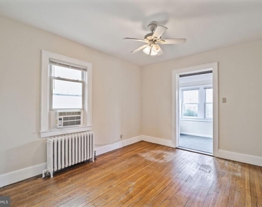 114 Sheridan Street Nw - Photo Thumbnail 8