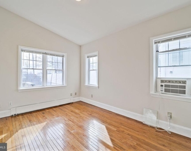 114 Sheridan Street Nw - Photo Thumbnail 16