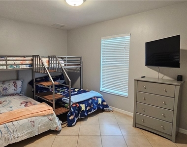 1923 Sw 26th Street - Photo Thumbnail 12