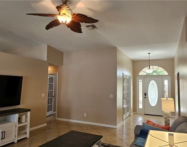 1923 Sw 26th Street - Photo Thumbnail 40
