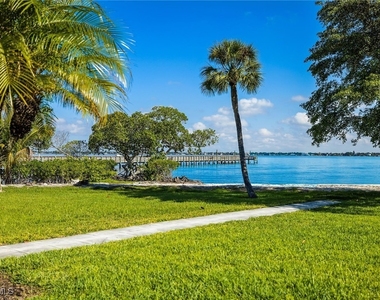 14817 Laguna Drive - Photo Thumbnail 32