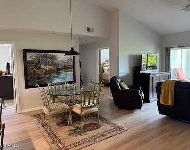 7905 Preserve Circle - Photo Thumbnail 6