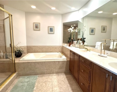 2738 Tiburon Boulevard E - Photo Thumbnail 13