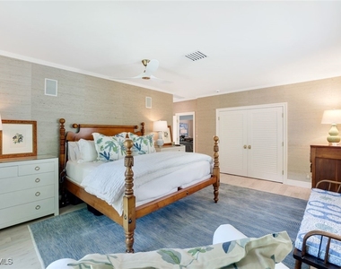 642 6th Avenue N - Photo Thumbnail 12