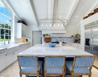 642 6th Avenue N - Photo Thumbnail 8