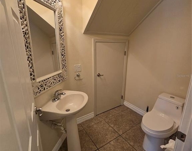 6262 Maisie Road - Photo Thumbnail 6
