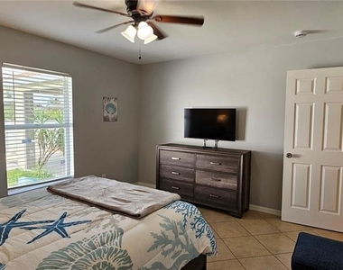 1923 Sw 26th Street - Photo Thumbnail 7