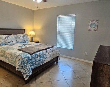 1923 Sw 26th Street - Photo Thumbnail 6