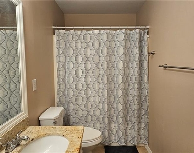 1923 Sw 26th Street - Photo Thumbnail 9