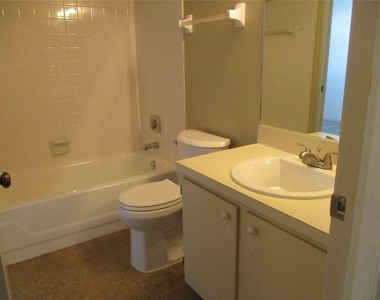23442 Sw 57th Avenue - Photo Thumbnail 11