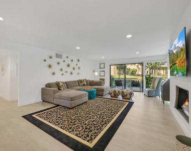 46644 Arapahoe Lane - Photo Thumbnail 5