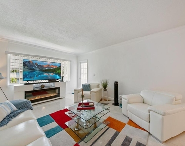 2581 N Garden Drive - Photo Thumbnail 1