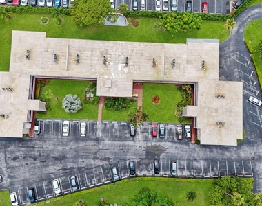 2581 N Garden Drive - Photo Thumbnail 18