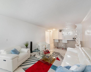 2581 N Garden Drive - Photo Thumbnail 2