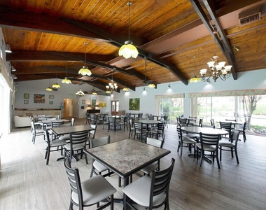 2581 N Garden Drive - Photo Thumbnail 24