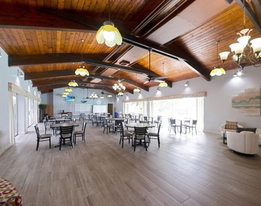 2581 N Garden Drive - Photo Thumbnail 22