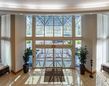 18911 Collins Avenue - Photo Thumbnail 78