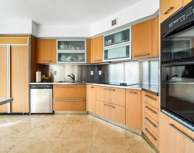 18911 Collins Avenue - Photo Thumbnail 30