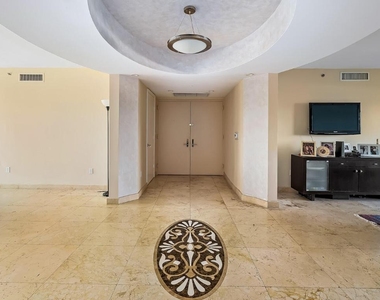 18911 Collins Avenue - Photo Thumbnail 21