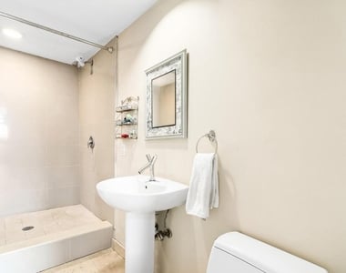 18911 Collins Avenue - Photo Thumbnail 40