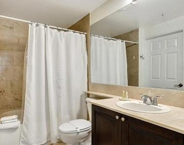 580 S Sapodilla Avenue - Photo Thumbnail 16