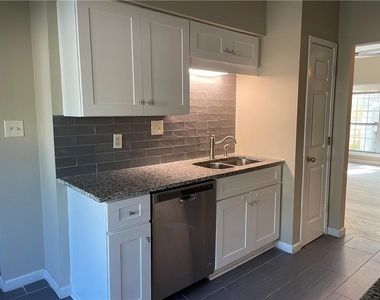 2295 Fairways Court Nw - Photo Thumbnail 8