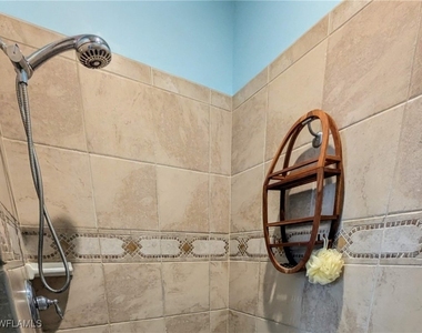 9081 Albion Lane S - Photo Thumbnail 19