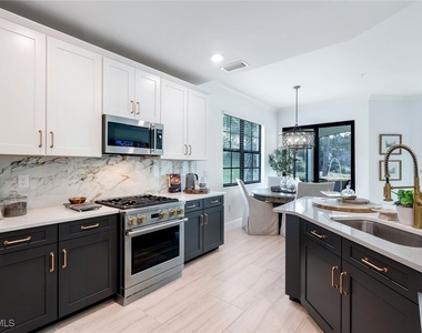 16348 Viansa Way - Photo Thumbnail 8