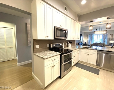2730 Cypress Trace Circle - Photo Thumbnail 3