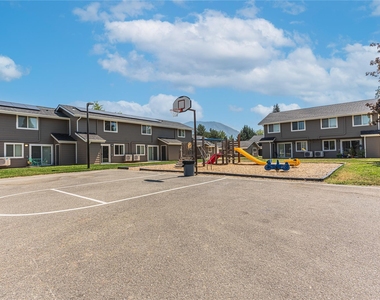 1100 Fruitdale Drive - Photo Thumbnail 7