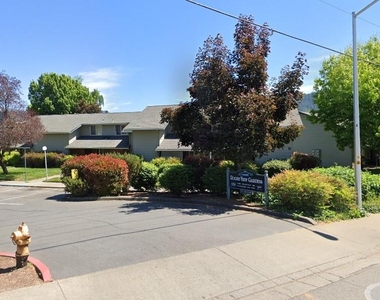 1100 Fruitdale Drive - Photo Thumbnail 10