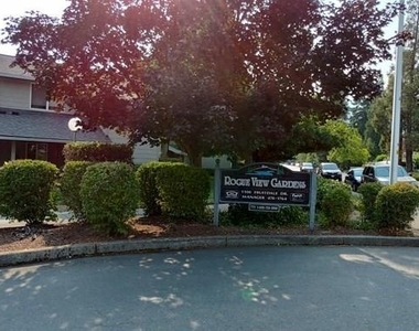 1100 Fruitdale Drive - Photo Thumbnail 12