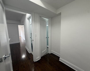 20 Beekman Place - Photo Thumbnail 9